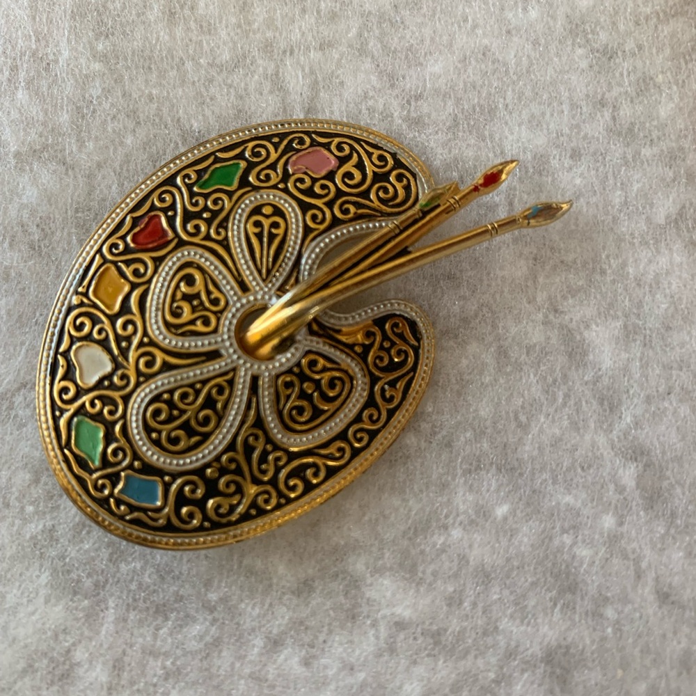 Elegant Gold and Multicolor Artist Palette Brooch